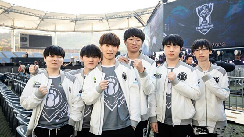 8号位外弹 8号位外弹